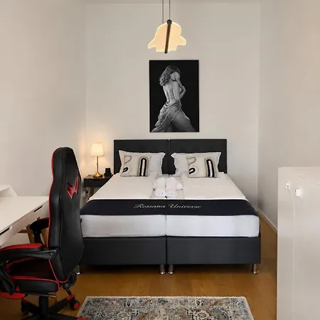 דירה Luxury Balcony In Center *